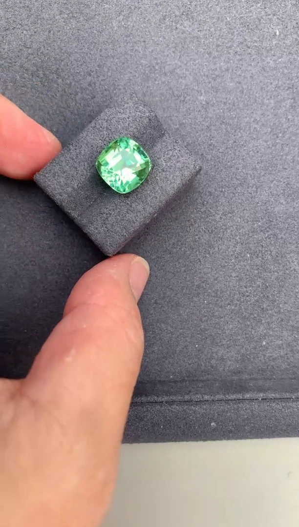 【闪购商品】碧玺裸石未镶嵌6.2ct绿碧玺