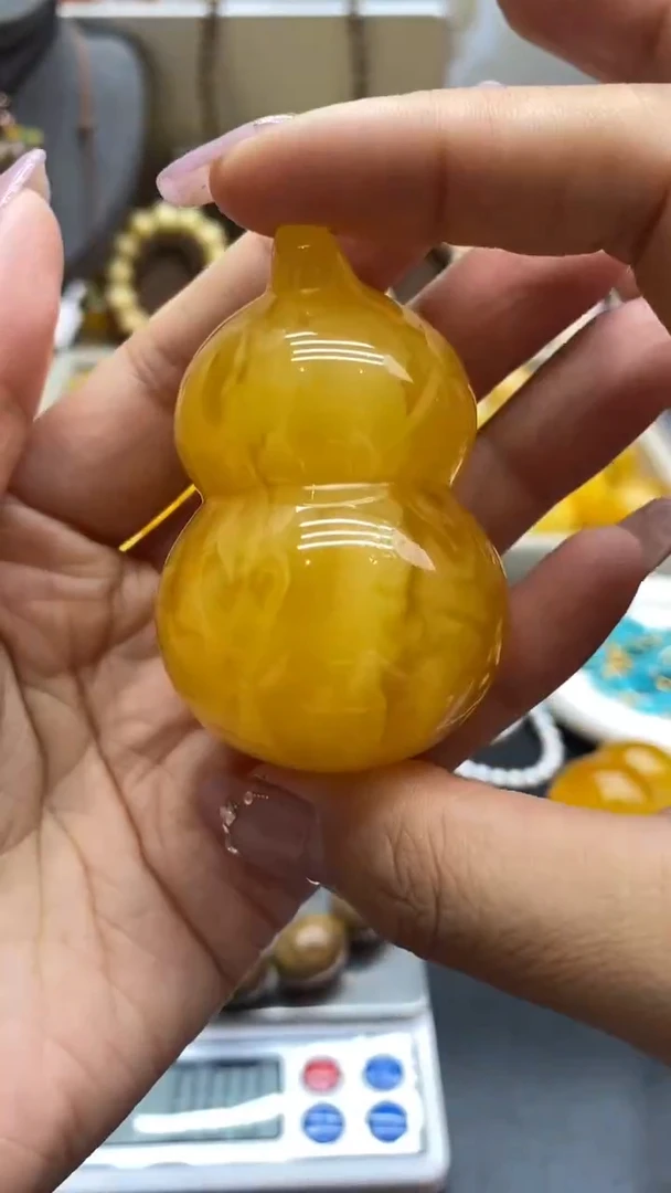琥珀未镶嵌珠宝奇石643