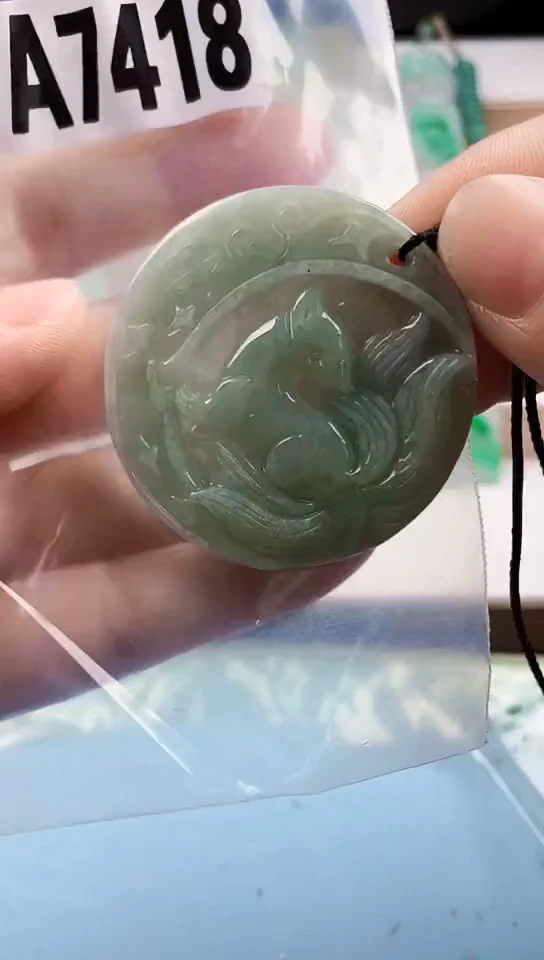 翡翠未镶嵌颈饰天然翡翠吊坠挂件