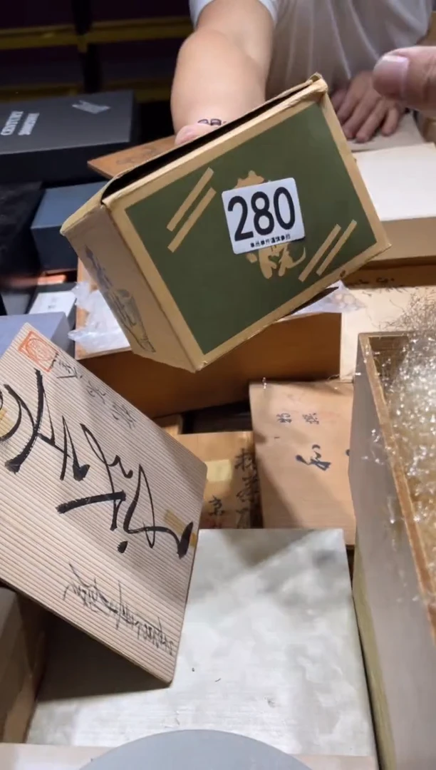 瓷片小**韩280.............