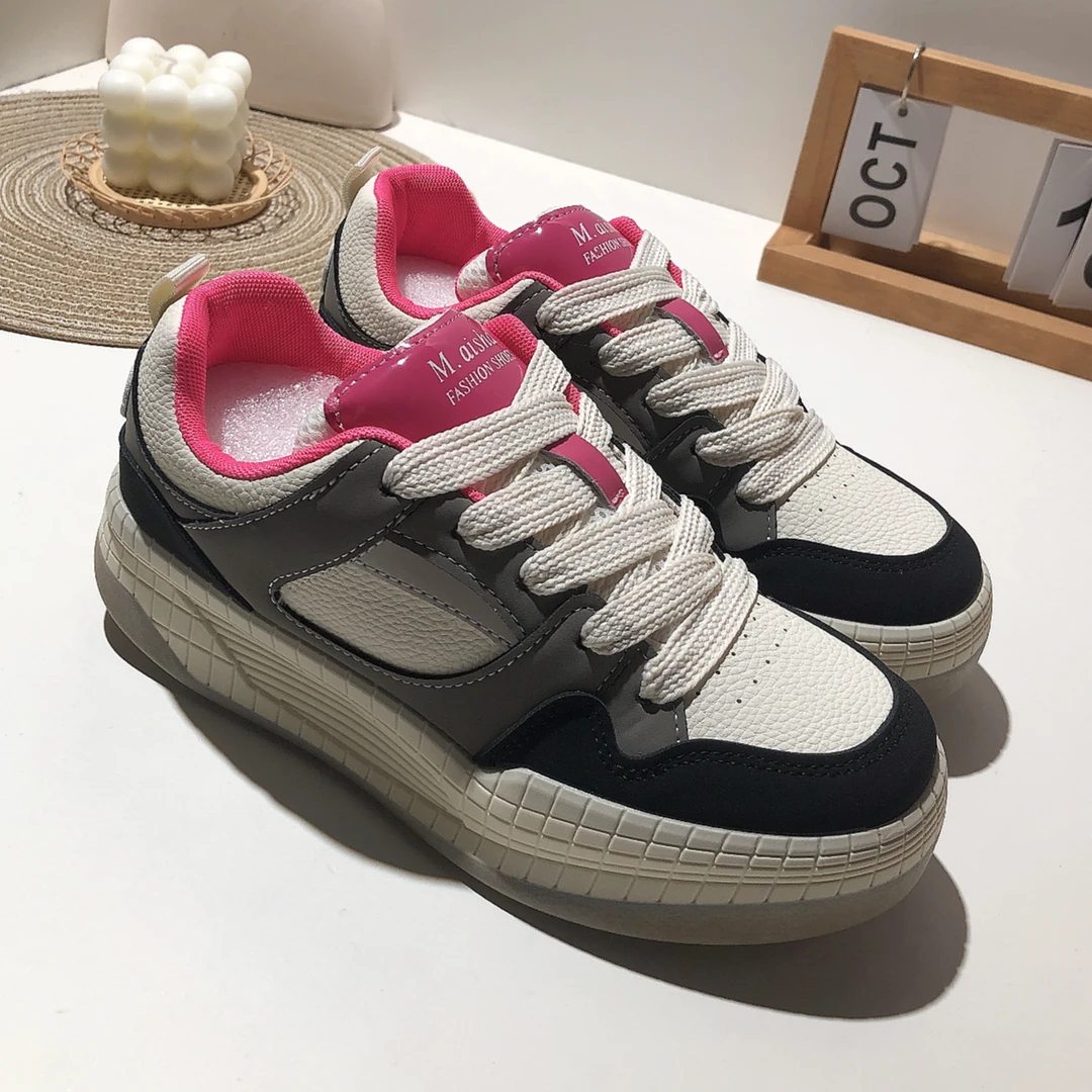甜心家休闲运动板鞋Y11