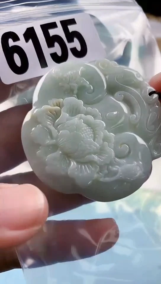 【闪购商品】翡翠挂件未镶嵌天然翡翠吊坠挂件