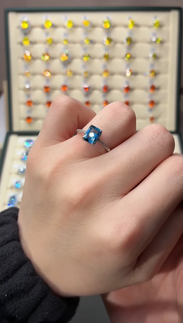 银S925镶嵌戒圈海蓝宝石0000