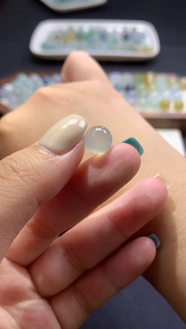 未镶嵌定制翡翠啊****噜卡8.8