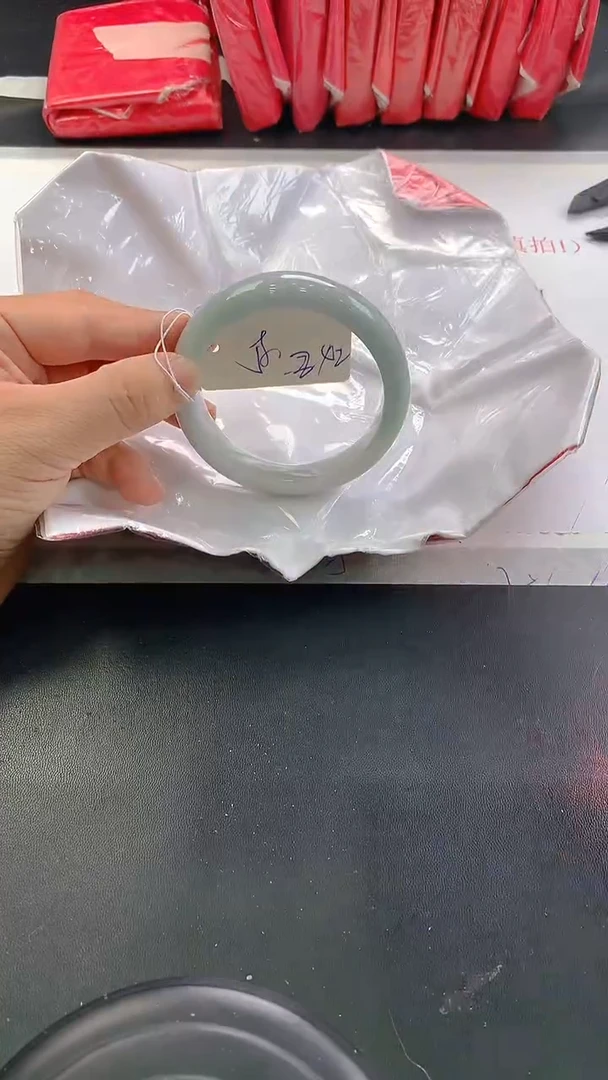 未镶嵌手镯翡翠242