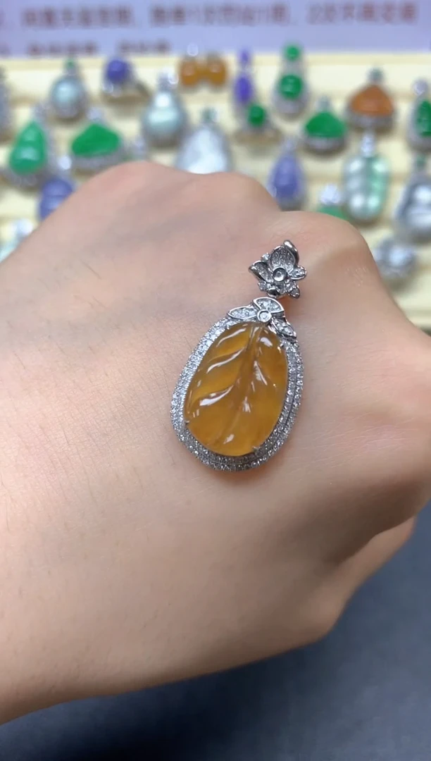 翡翠18K金镶嵌吊坠(不含链)吊坠|3500+350