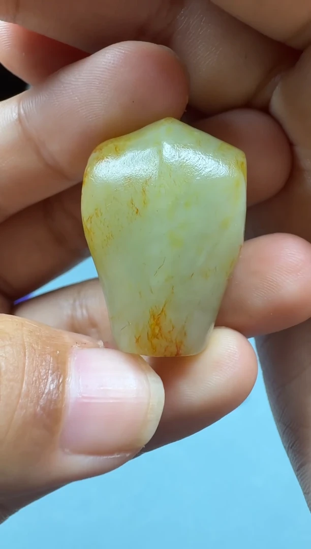 和田玉未镶嵌颈饰1