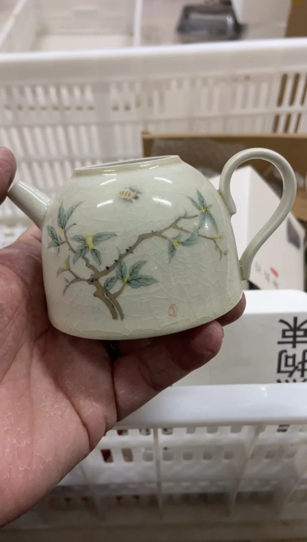 杯无运费险有瑕疵的摄影的产品有使用过的痕迹有点脏介意勿拍