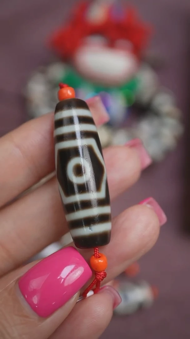 玛瑙/玉髓颈饰未镶嵌蚀花玛瑙珠定制编绳