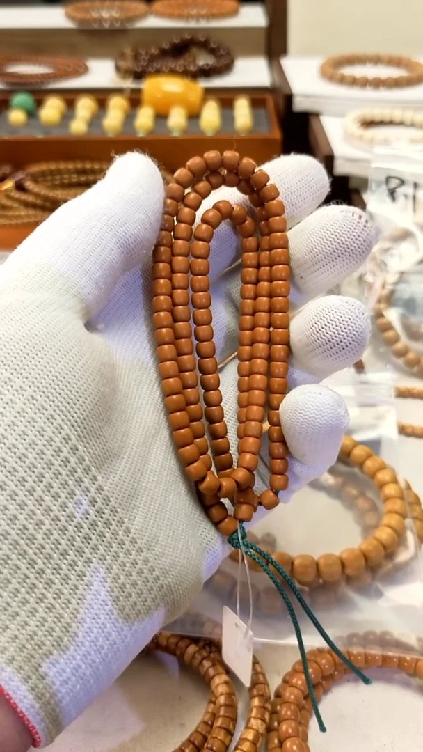 【闪购商品】橄榄核吊坠5.2老挝红核脖挂108(8折）