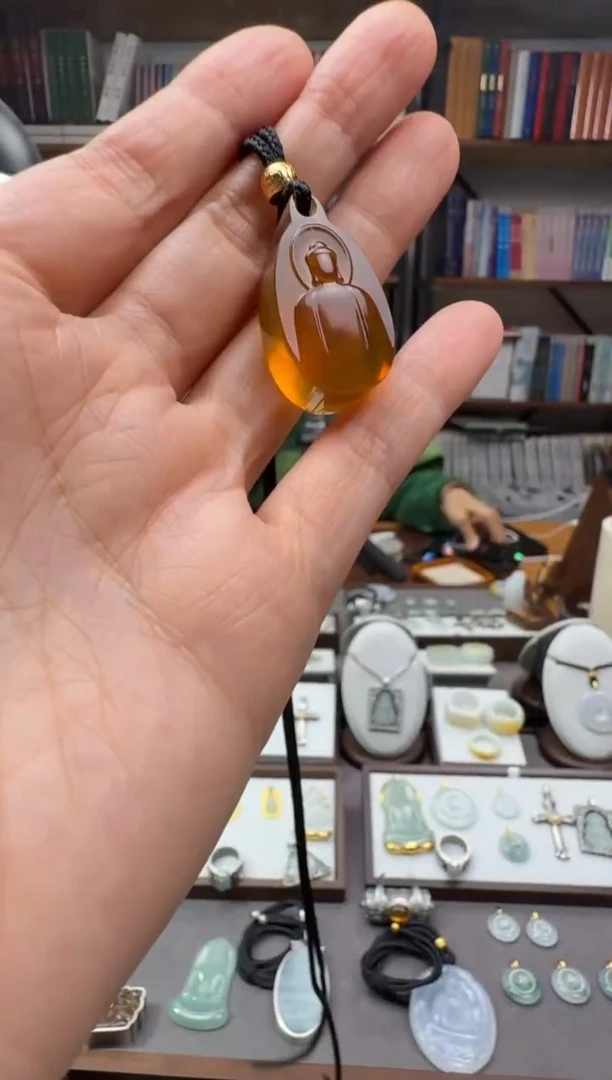 琥珀颈饰未镶嵌冷*无相佛吊坠