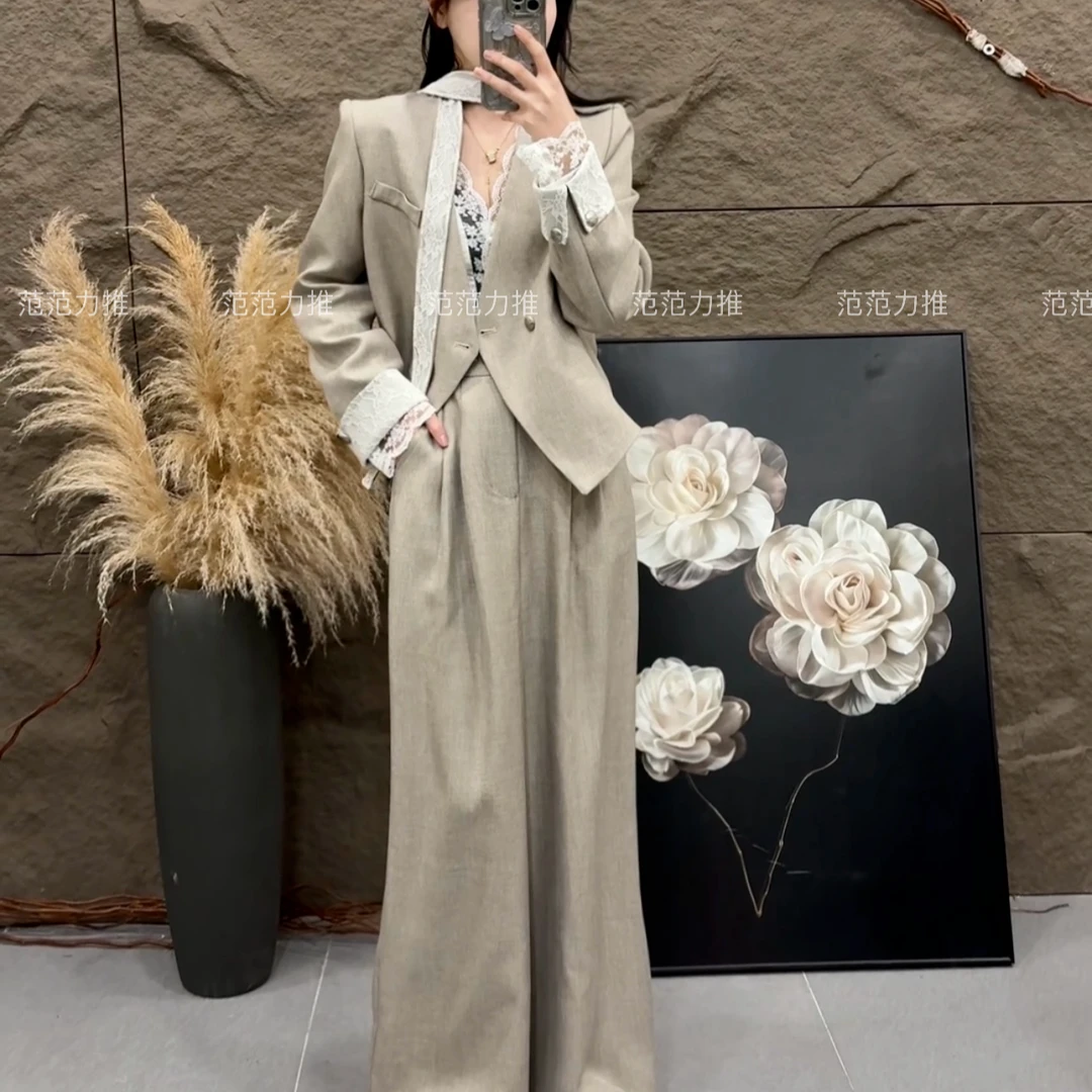 范范力推--2025春季V领西装套装女高端大气修身短外套阔腿裤套装