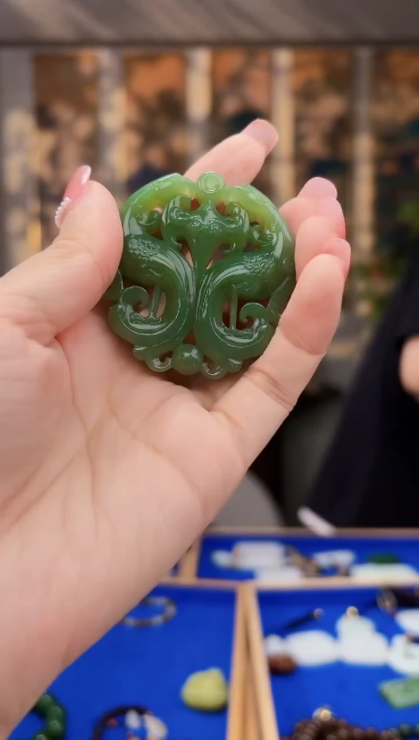 和田玉未镶嵌挂件拍一发一