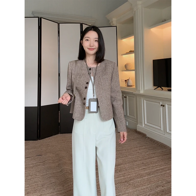 郭九九呢 羊毛气质圆领宽松显瘦短外套高腰直筒长裤 G925A13929