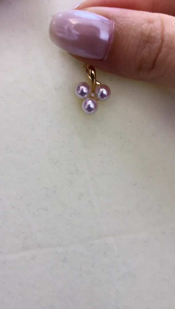 18K金镶嵌DA海水珍珠 akoya三叶草吊坠5-6MM GD167