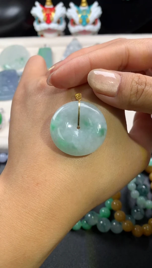 吊坠(不含链)18K金镶嵌翡翠