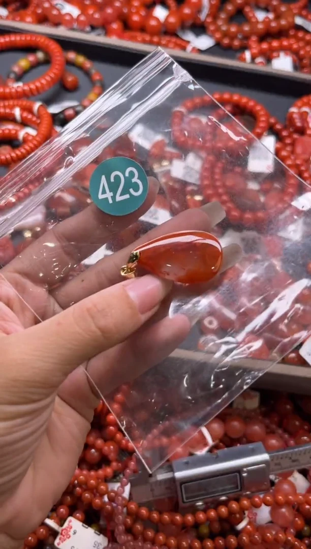 南红玛瑙未镶嵌珠宝奇石423