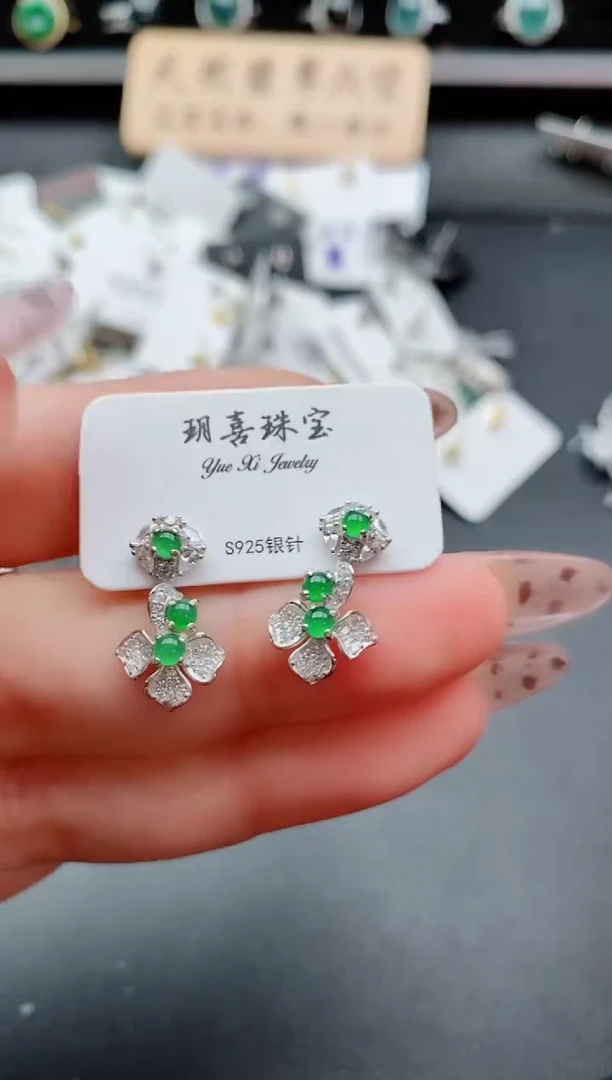 银S925镶嵌戒指翡翠1