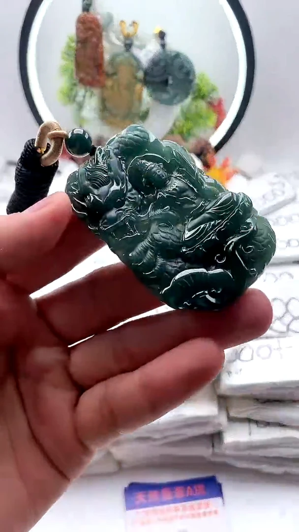 【闪购商品】翡翠颈饰未镶嵌文殊