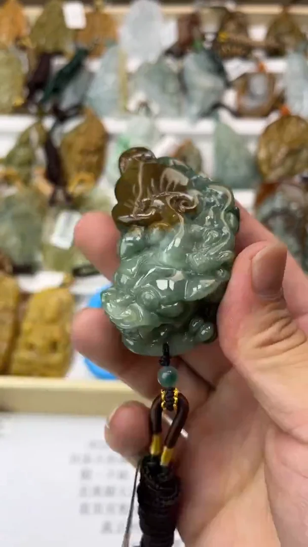 颈饰未镶嵌翡翠天然翡翠