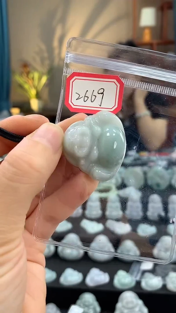 颈饰未镶嵌翡翠佛公2669