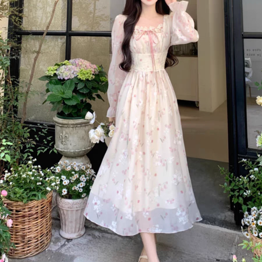 701-800夏季全新女样衣仙气连衣裙显瘦长裙小众气质洋气时尚碎花