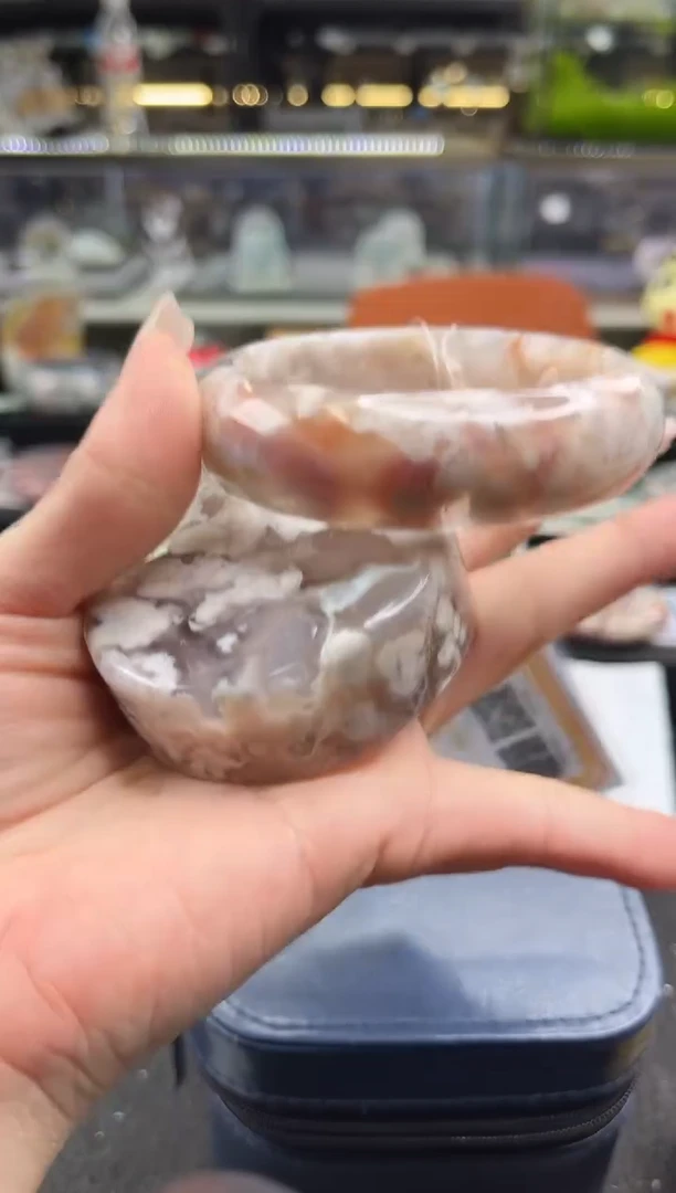 未镶嵌手镯石英质玉尘*丷圈口（赠品镯心）