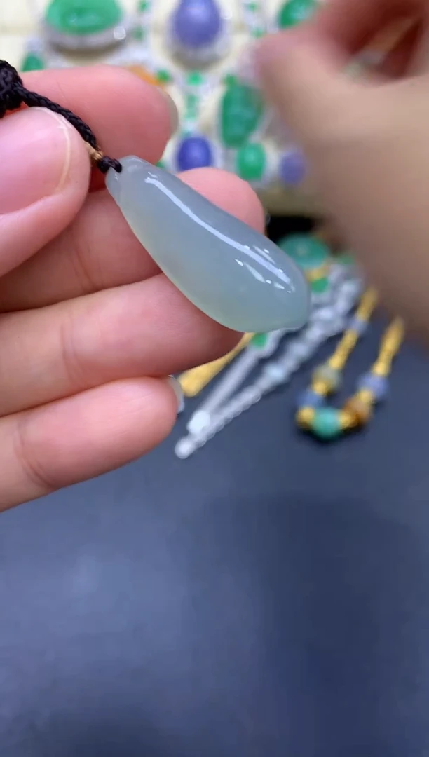 颈饰未镶嵌翡翠1-中国好珍宝
