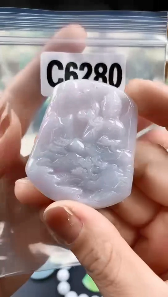 颈饰未镶嵌翡翠天然翡翠吊坠挂件
