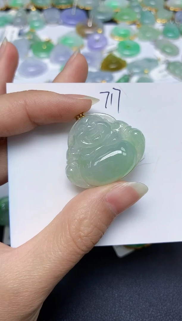 翡翠18K金镶嵌颈饰 天然翡翠A货