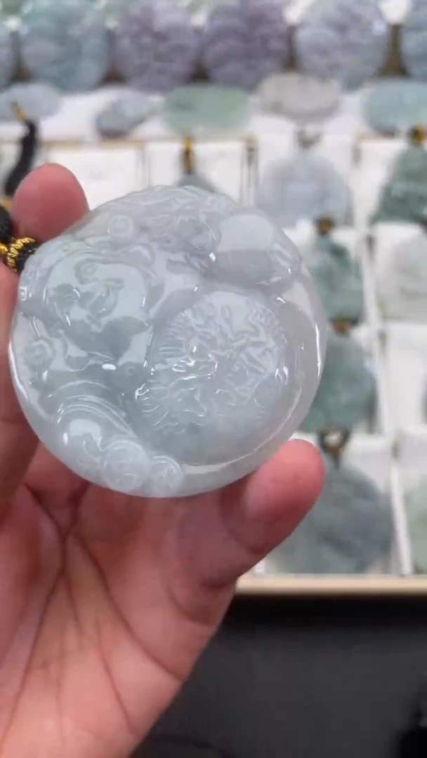 颈饰未镶嵌翡翠天然缅甸翡翠A货204