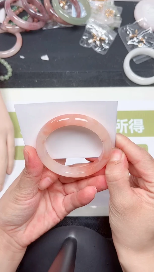 石英质玉手镯未镶嵌48-56