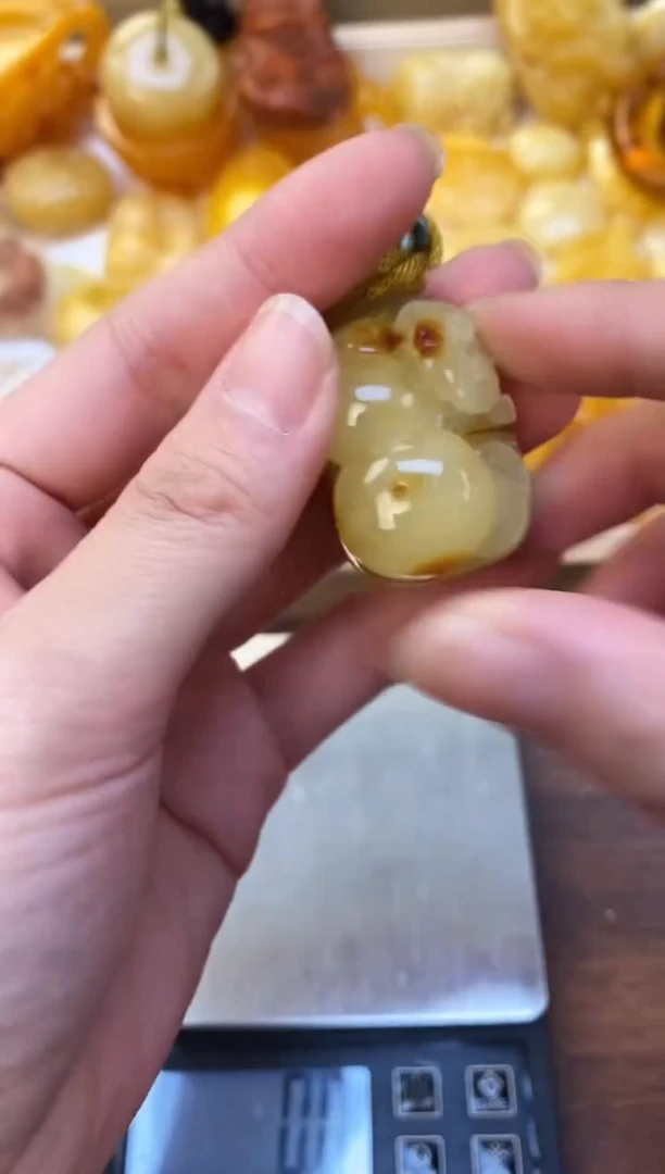 裸石琥珀未镶嵌天然琥珀蜜蜡