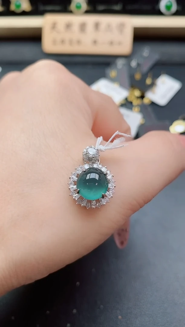 吊坠(赠链)银S925镶嵌翡翠1