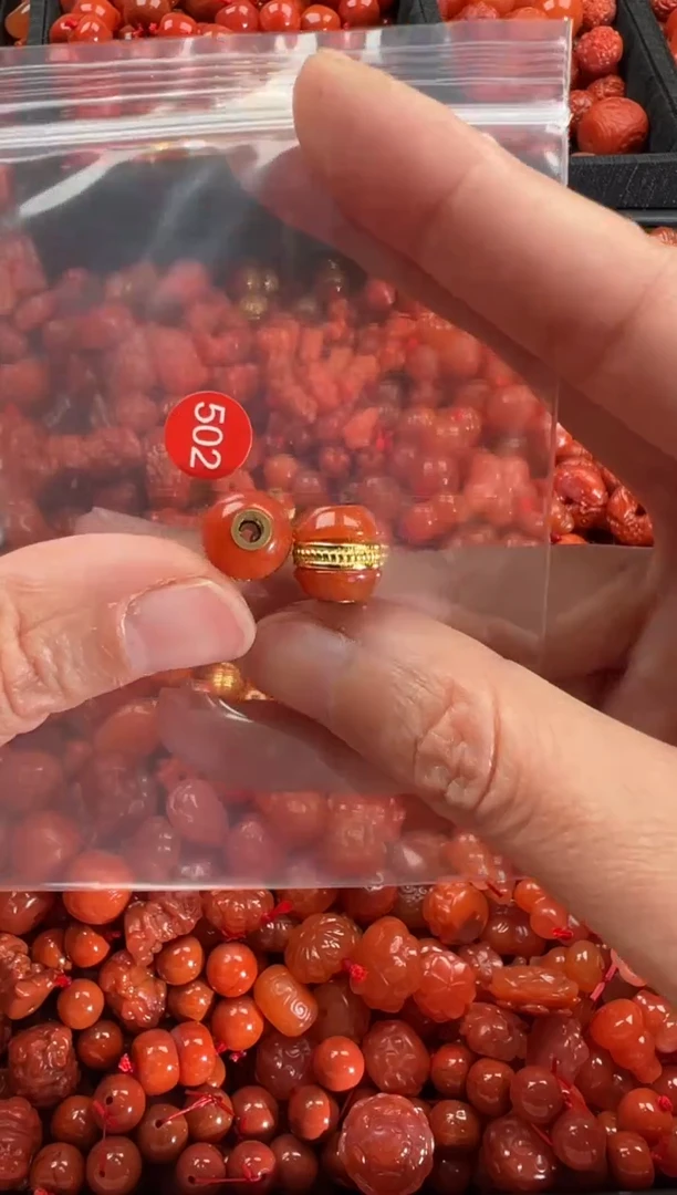 【闪购商品】南红玛瑙颈饰未镶嵌1