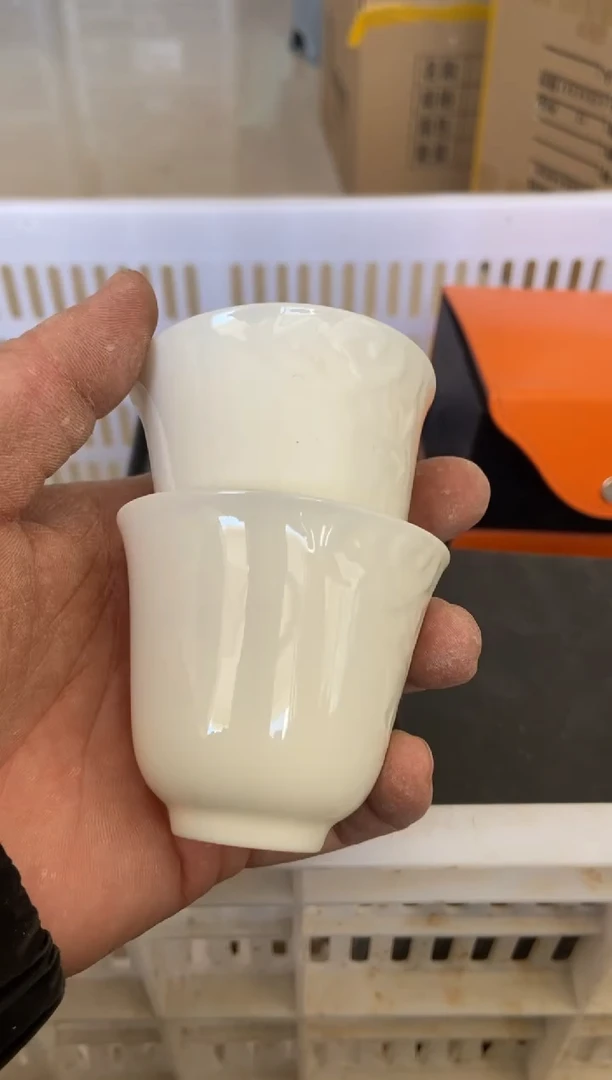 杯无运费险有瑕疵的摄影的产品有使用过的痕迹有点脏介意勿拍