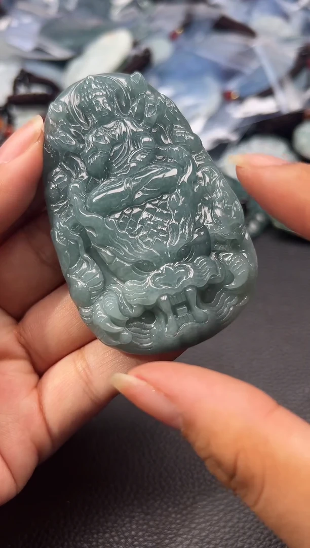 【闪购商品】翡翠颈饰未镶嵌吊坠