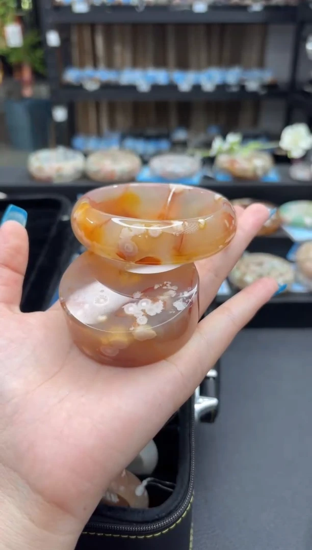 未镶嵌手镯石英质玉721(61圈赠送镯心)