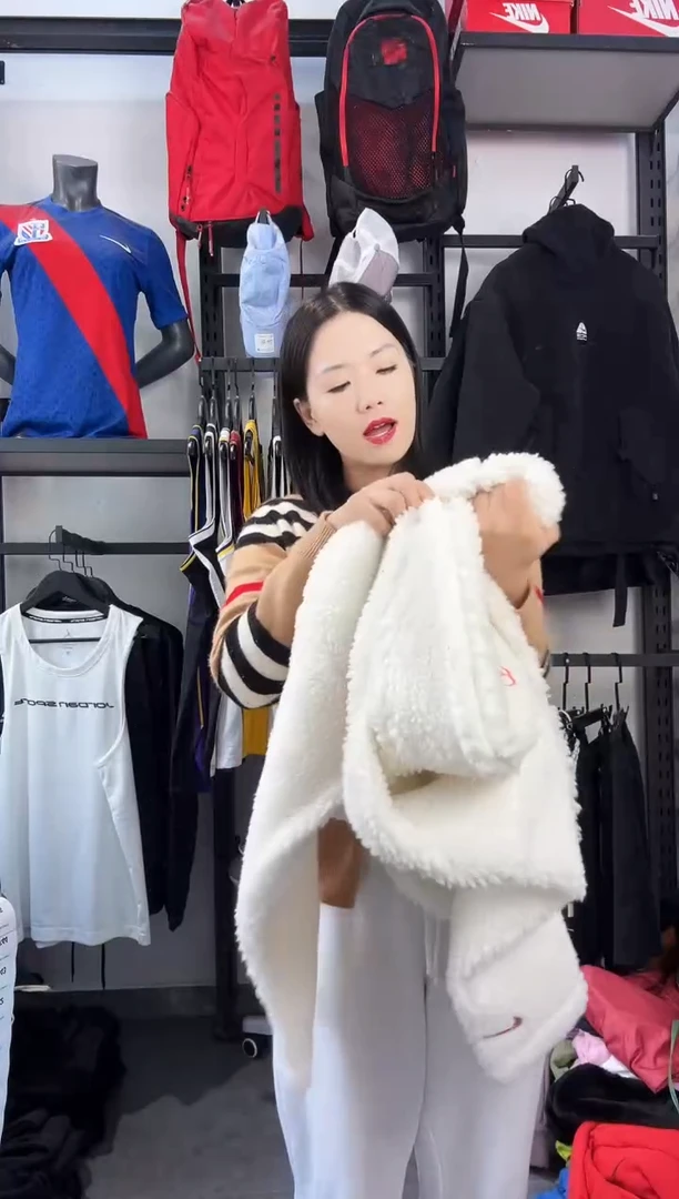 738·编码 瑕疵款直播间过款为准 尺码L