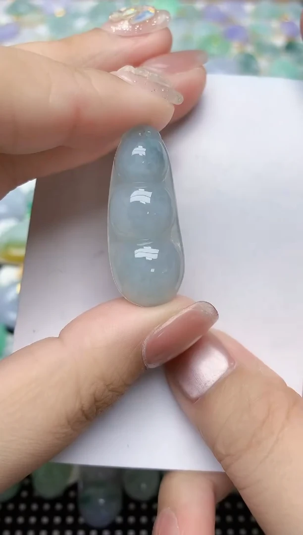 翡翠未镶嵌颈饰天然缅甸A货翡翠