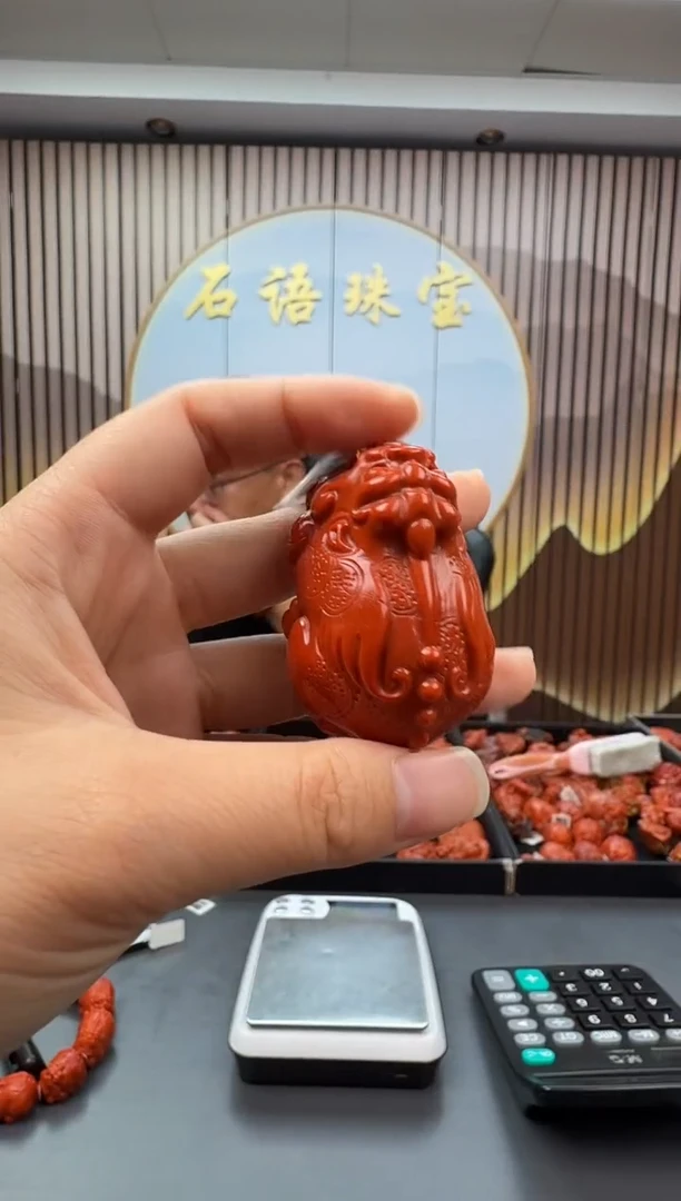 未镶嵌雕刻南红玛瑙109ZB0916产品一个