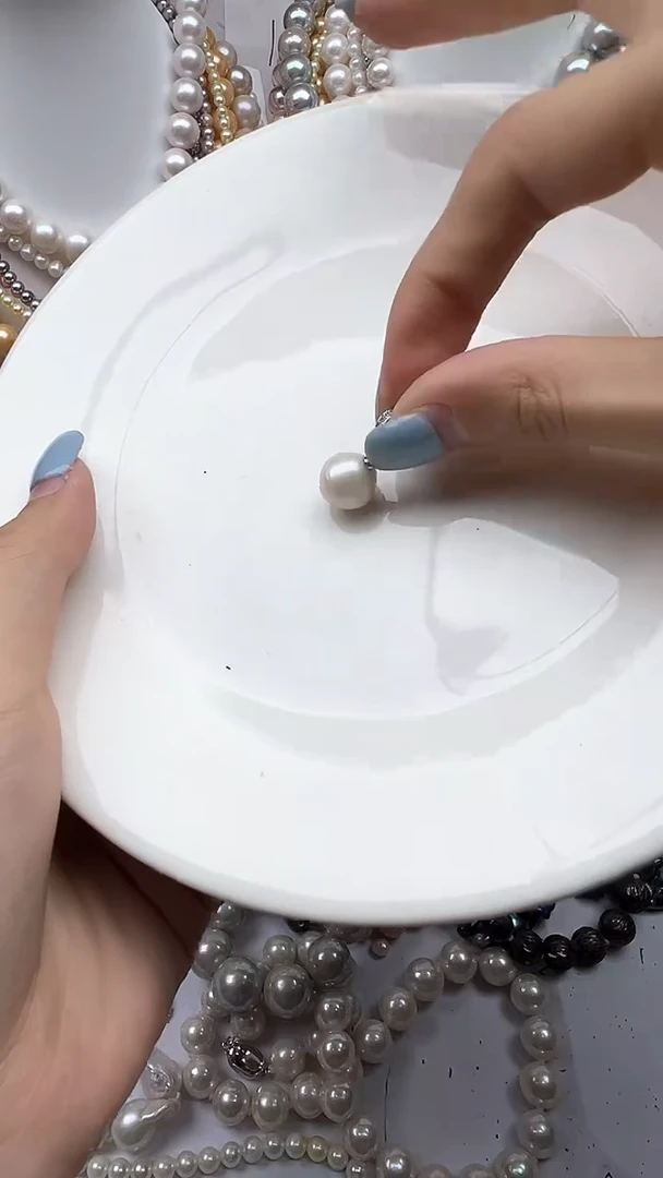 淡水珍珠未镶嵌颈饰1