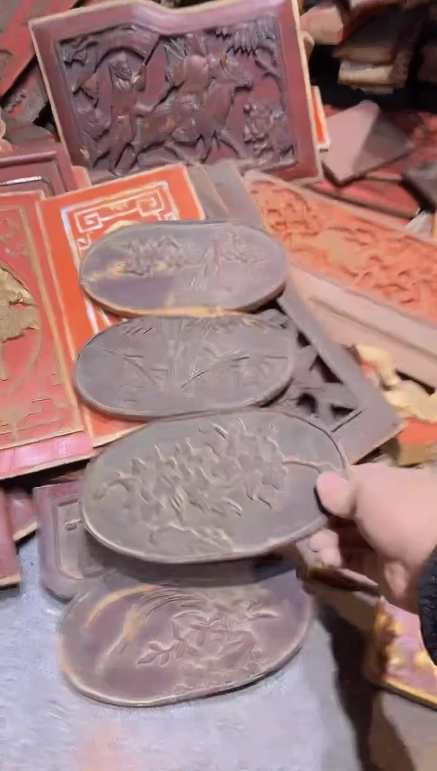 【闪购商品】香樟木老木雕老物件花板