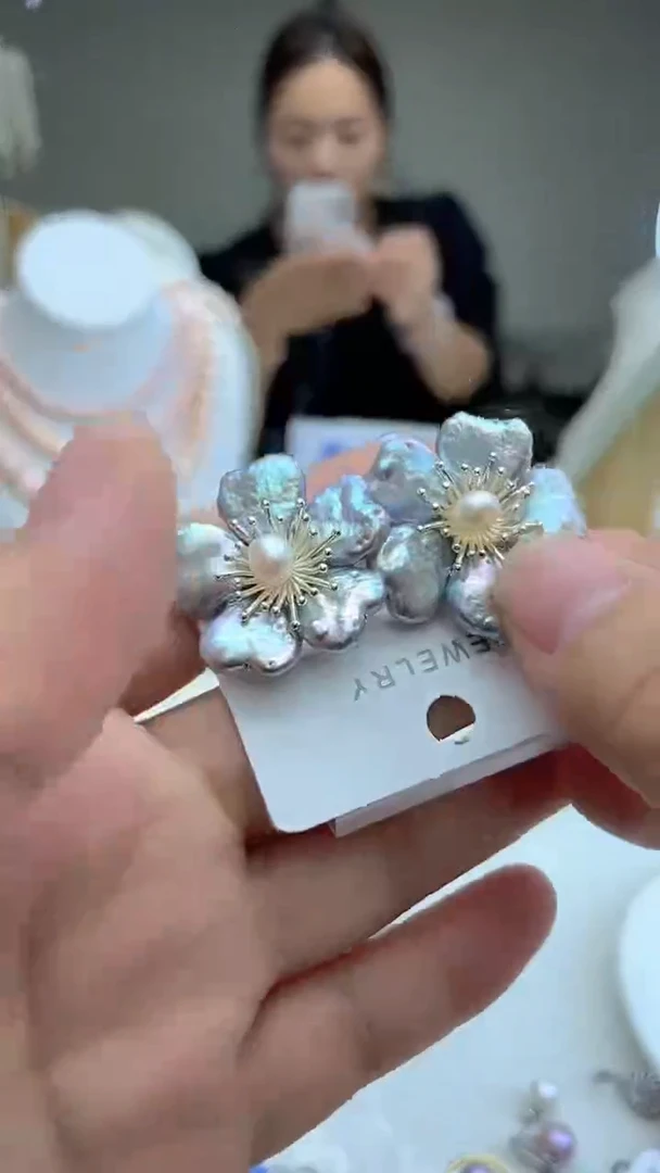 颈饰未镶嵌淡水珍珠设计款