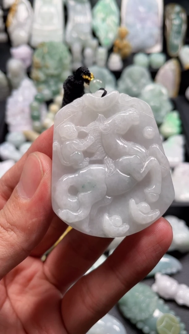 翡翠未镶嵌颈饰天然翡翠a货