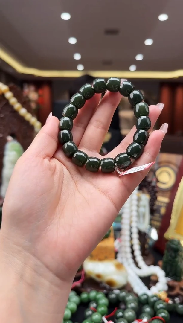 颈饰未镶嵌和田玉1qy12