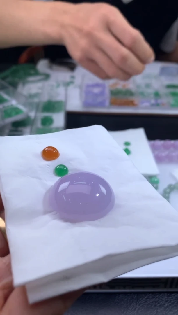 未镶嵌定制翡翠雨*月翡翠