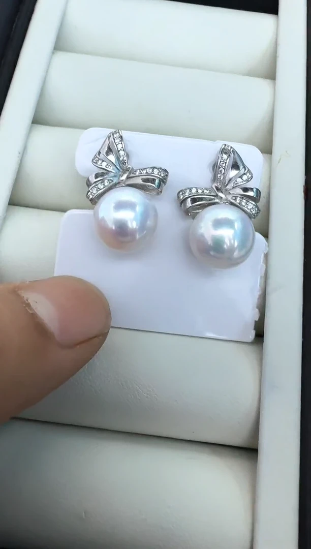 【闪购商品】淡水珍珠耳饰银S925镶嵌耳钉