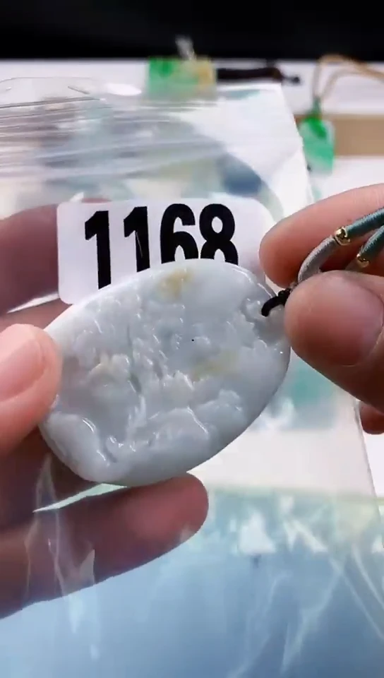 【闪购商品】翡翠挂件未镶嵌天然翡翠吊坠挂件