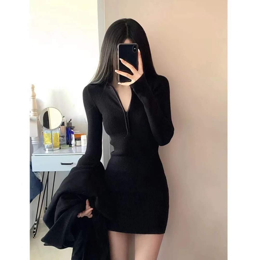 黑色包臀裙长袖针织连衣裙女2025新款早秋季内搭修身辣妹短裙穿搭